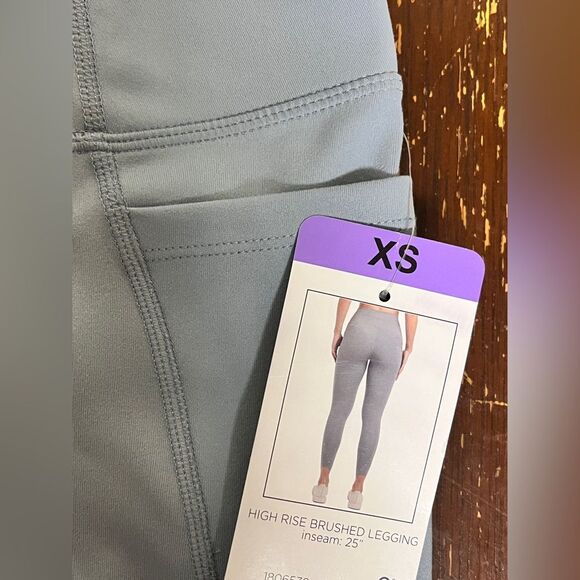 NWT Danskin High Waisted Brushed Leggings Pockets - Picture 3 of 6